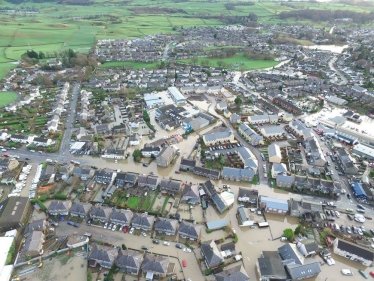 Kendal floods after Storm Desmond. Image courtesy Hovershotz